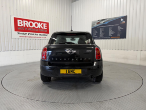 2014 MINI Countryman 1.6 Cooper All4 Euro 6 (s/s) 5dr in Black — image 5