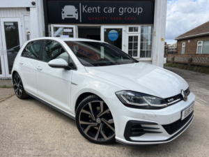 2018 Volkswagen Golf 2.0 Tdi Gtd in White — image 3
