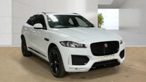 2019 Jaguar F-Pace 2.0 D180 Chequered Flag Auto AWD Euro 6 (s/s) 5dr in White — image 6
