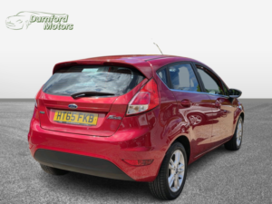 2016 Ford Fiesta 1.0 T Ecoboost Zetec in Red — image 4