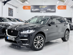 2019 Jaguar F-Pace 2.0 D180 R-Sport in Black — image 2