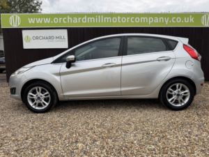 2017 Ford Fiesta 1.3 Zetec in Silver — image 3
