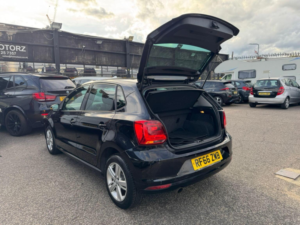2017 Volkswagen Polo 1.2 Tsi Bluemotion Tech Match DSG Euro 6 (s/s) 5dr in Black — image 4