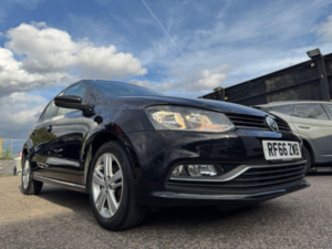2017 Volkswagen Polo 1.2 Tsi Bluemotion Tech Match DSG Euro 6 (s/s) 5dr in Black — image 6