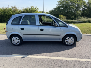 2009 Vauxhall Meriva 1.6 I 16v Life in Blue — image 2