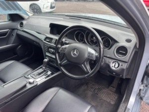 2013 Mercedes-Benz C Class 2.1 C200 Cdi Blueefficiency Executive Se G-Tronic+ Euro 5 (s/s) 4dr in Blue — image 3