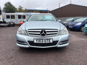 2013 Mercedes-Benz C Class 2.1 C200 Cdi Blueefficiency Executive Se G-Tronic+ Euro 5 (s/s) 4dr in Blue — image 6