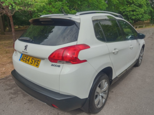 2014 Peugeot 2008 1.2 Vti Puretech Crossway in White — image 6