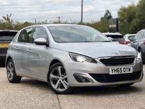 2015 Peugeot 308 1.2 Puretech Allure in Silver — image 2
