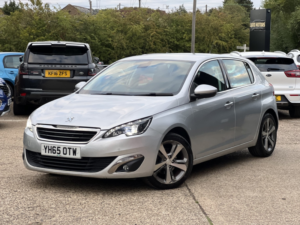 2015 Peugeot 308 1.2 Puretech Allure in Silver — image 4