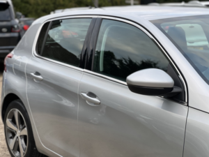 2015 Peugeot 308 1.2 Puretech Allure in Silver — image 5