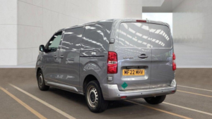 2022 Peugeot Expert 2.0 Bluehdi 1400 Professional Premium Standard Panel Van Mwb Euro 6 (s/s) 6dr in Grey — image 3