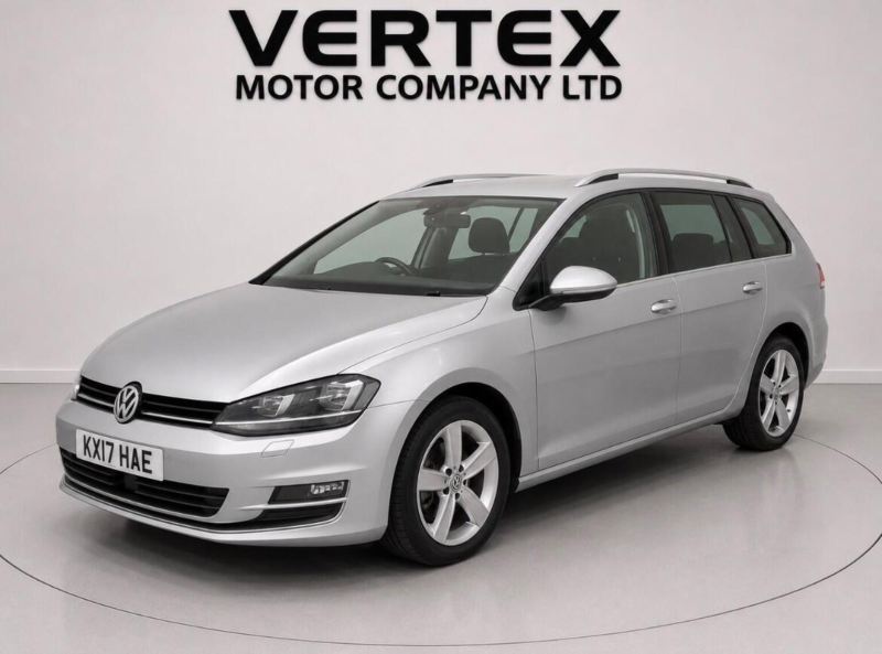 2017 Volkswagen Golf 1.2 Tsi Comfortline Connect DSG Euro 6 in Silver — image 1