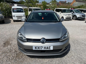 2017 Volkswagen Golf 1.2 Tsi Comfortline Connect DSG Euro 6 in Silver — image 5
