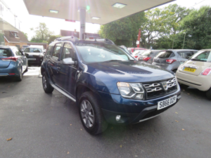 2016 Dacia Duster 1.5 Dci Laureate 4WD Euro 6 (s/s) 5dr in Blue — image 3