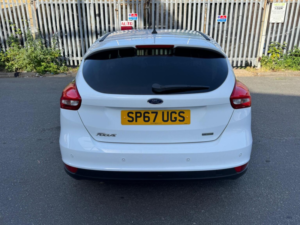 2017 Ford Focus 1.0t Ecoboost Zetec Edition Euro 6 (s/s) 5dr in White — image 4