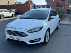 2017 Ford Focus 1.0t Ecoboost Zetec Edition Euro 6 (s/s) 5dr in White — image 6