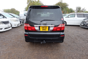 2006 Toyota Alphard 2.4 4WD Rear Conversion in Black — image 5