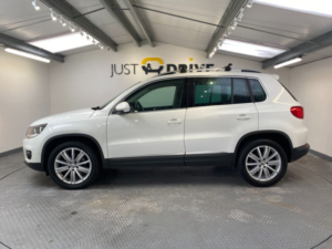 2015 Volkswagen Tiguan 2.0 Tdi Bluemotion Tech Match Edition SUV 5dr Diesel Manual 2WD Euro 6 (s/s) (150 Ps) in White — image 2
