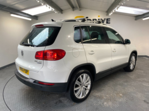 2015 Volkswagen Tiguan 2.0 Tdi Bluemotion Tech Match Edition SUV 5dr Diesel Manual 2WD Euro 6 (s/s) (150 Ps) in White — image 5
