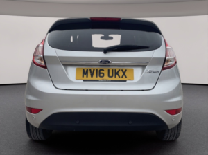 2016 Ford Fiesta 1.6 Titanium Hatchback 5dr Petrol Powershift Auto Euro 6 in Silver — image 6