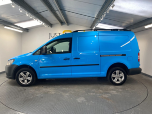 2015 Volkswagen Caddy 1.6 Tdi C20 Startline Panel Van 4dr Diesel Manual L1 H1 (149 G/km, 101 Bhp) in Blue — image 2