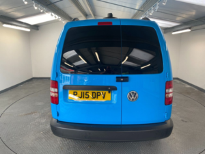 2015 Volkswagen Caddy 1.6 Tdi C20 Startline Panel Van 4dr Diesel Manual L1 H1 (149 G/km, 101 Bhp) in Blue — image 5