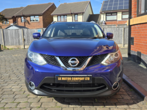 2016 Nissan Qashqai 1.2 Dig-T Tekna in Blue — image 5
