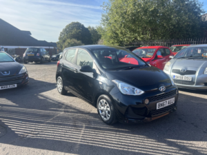 2017 Hyundai I10 1.2 I10 Se 1.2 My17 in Black — image 4