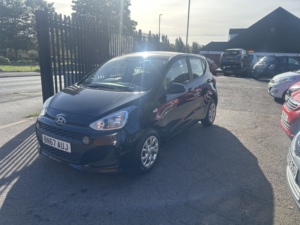 2017 Hyundai I10 1.2 I10 Se 1.2 My17 in Black — image 6