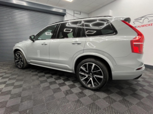 2024 Volvo Xc90 2.0 B5 Mhev Plus Auto 4WD Euro 6 (s/s) 5dr in Grey — image 4