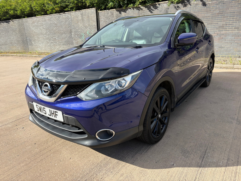 2015 Nissan Qashqai 1.5 Dci Tekna SUV 5dr Diesel Manual 2WD Euro 5 (s/s) (110 Ps) in Blue — image 1