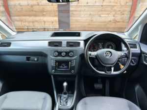 2019 Volkswagen Caddy Maxi Life 5 SEAT Auto Wheelchair Accessible Disabled Access Vehicle Wav in Purple — image 2