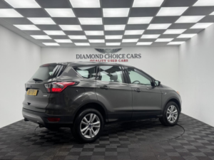 2017 Ford Kuga 1.5 T Ecoboost Zetec in Grey — image 6