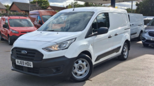 2019 Ford Transit Connect 1.5 220 Ecoblue Crew Van Double Cab 6dr Diesel Manual L1 Euro 6 (s/s) (75 Ps) in White — image 4