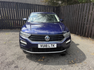 2018 Volkswagen T-Roc 1.5 Tsi Evo Se in Blue — image 3