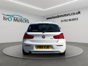 2015 BMW 1 Series 1.6 118i Sport Euro 6 (s/s) 5dr in White — image 5