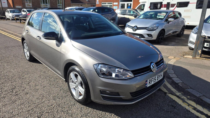 2015 Volkswagen Golf 1.6 Tdi Bluemotion Tech Match Euro 5 (s/s) 5dr in Grey — image 1