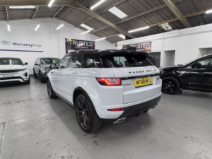 2018 Land Rover Range Rover Evoque 2.0 Td4 Landmark in White — image 3