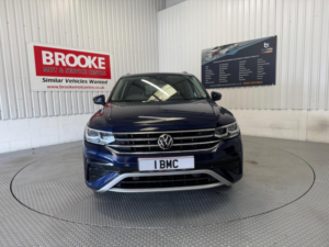 2022 Volkswagen Tiguan Allspace 1.5 Tsi Elegance DSG Euro 6 (s/s) 5dr in Blue — image 5