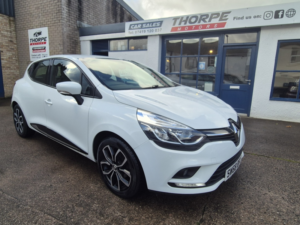 2018 Renault Clio 0.9 Play Tce 75 My18 in White — image 2