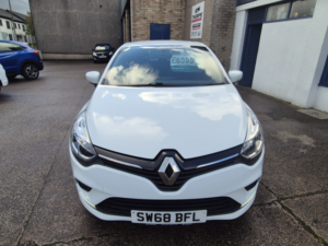 2018 Renault Clio 0.9 Play Tce 75 My18 in White — image 5