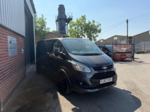 2017 Ford Transit Custom 2.0 Tdci 290 Sport L2 H1 5dr in Grey — image 2
