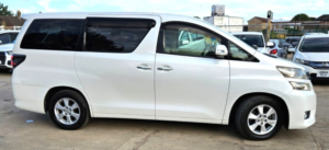 2013 Toyota Vellfire 8 Seater- 2.4l Petrol-Ulez/caz Pass-Free 42months Gold Warranty & 12 Months Aa Breakdown Cover in White — image 3