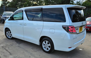2013 Toyota Vellfire 8 Seater- 2.4l Petrol-Ulez/caz Pass-Free 42months Gold Warranty & 12 Months Aa Breakdown Cover in White — image 6