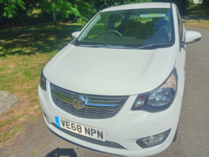 2019 Vauxhall Viva 1.0 I Se in White — image 2