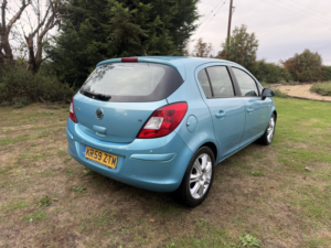 2010 Vauxhall Corsa 1.4 I 16v Se in Blue — image 5