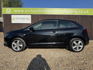 2015 SEAT Ibiza 1.2 Tsi Fr in Black — image 3