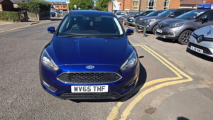 2015 Ford Focus 1.0t Ecoboost Zetec Euro 6 (s/s) 5dr in Blue — image 2