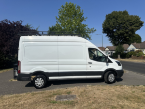2018 Ford Transit 2.0 350 Ecoblue in White — image 3